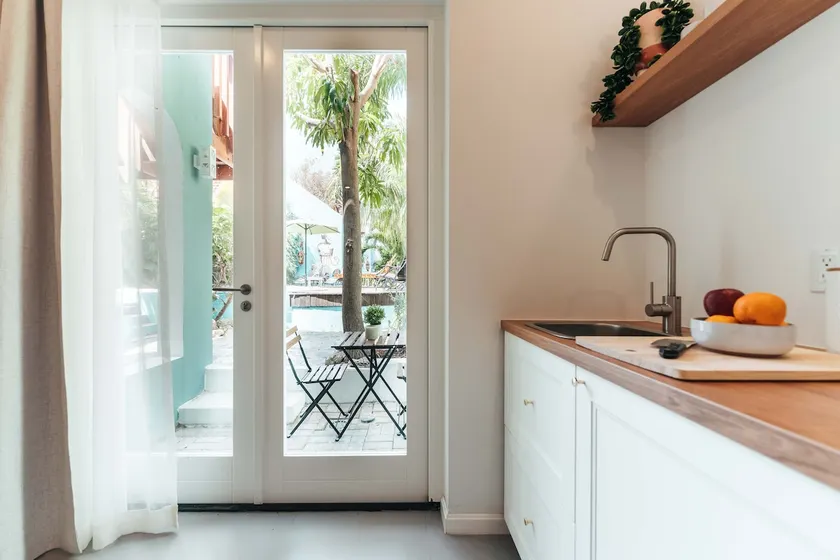 Amazing 2p. poolside studio in vibrant Pietermaai - Image 1
