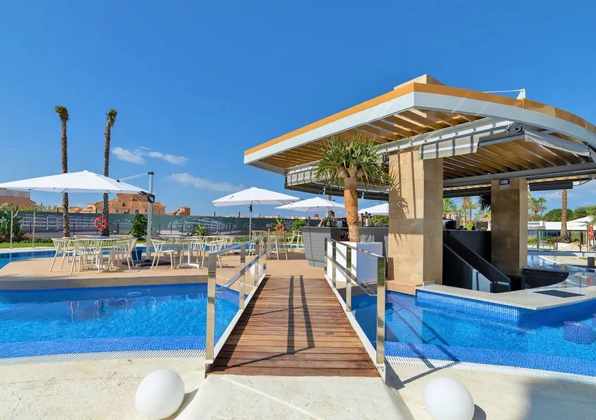 Lovely first floor apartment, heating pool ! - Image 1