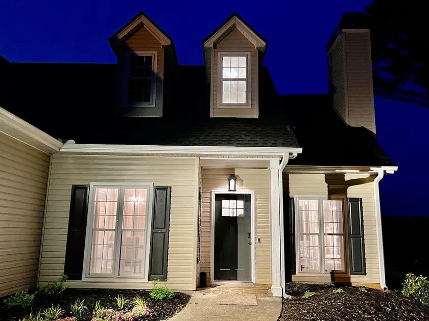 Lake Lanier House 2 - Image 1