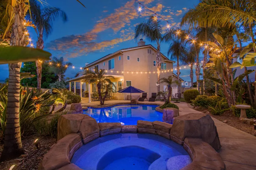 Sip and Swim Just Minutes From Temecula's Wine Country - Image 1