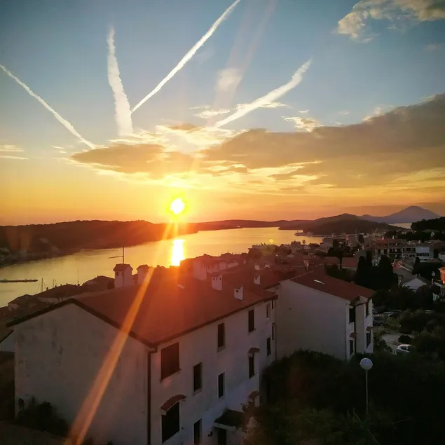 Vesna apartman - sunset view - Image 1