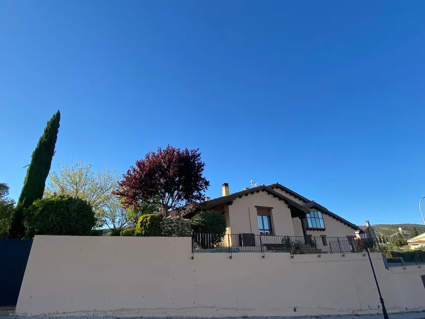 Villa in the Sierra de Madrid - Image 1