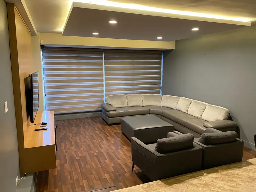Central Luxury Condominium - Image 1
