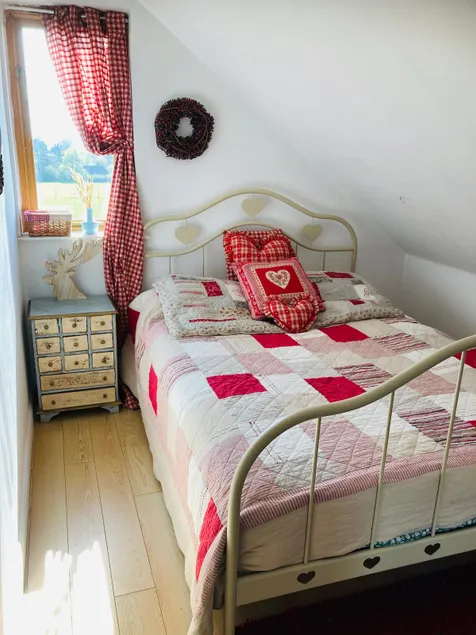 Lovely cozy one bedroom country apartment. - Image 1