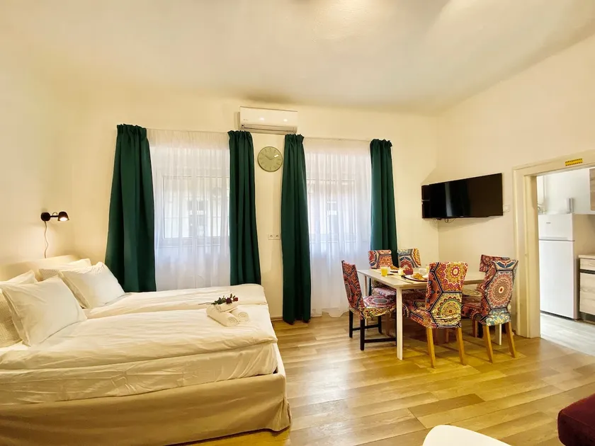 B20 Apartment - Image 1