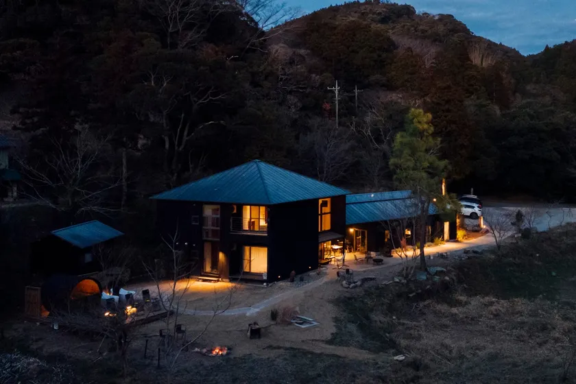 Pet-friendly suite villa with sauna and open-air bath HARUKA-KANATA | 250 m² | Maximum 14 people - Image 1