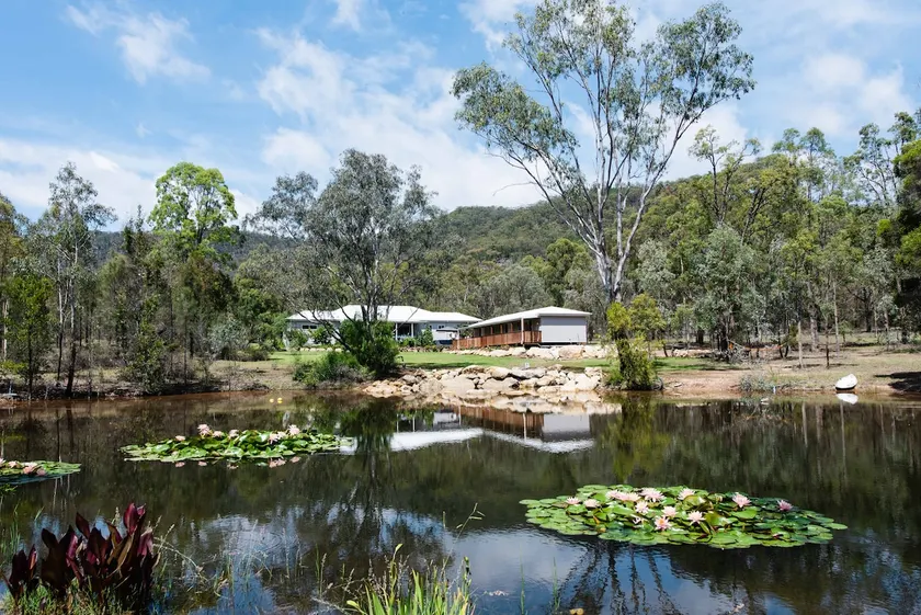Hunter Moon Country House | 8 bedrooms Luxury Stay - Image 1