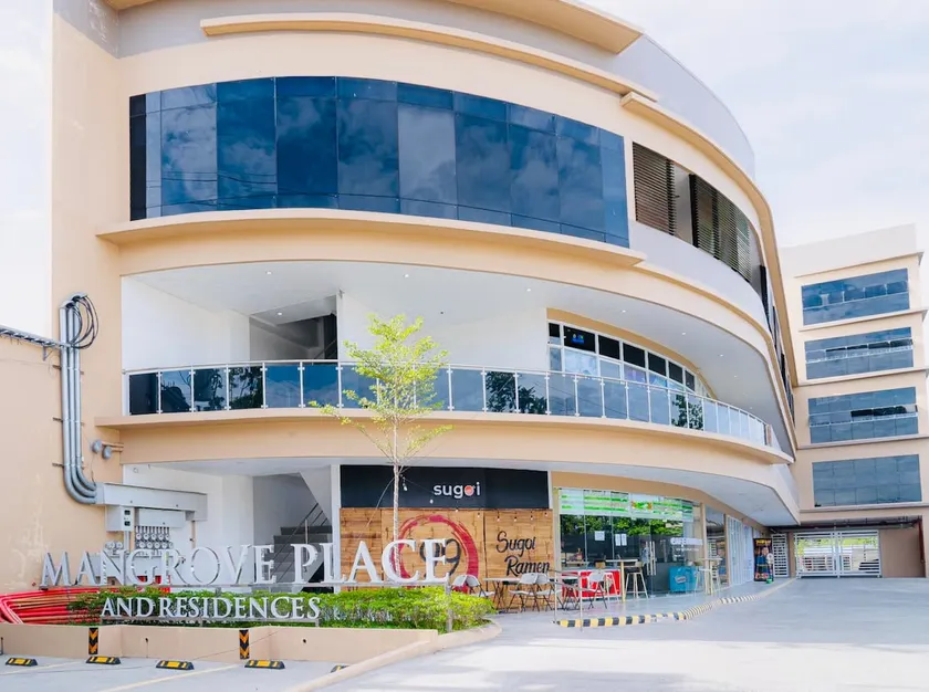 Modern and Minimalist Studio in Mactan w/ Parking - Image 1
