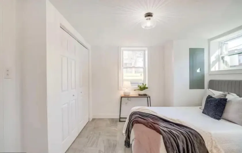 Bright and spacious bottom unit - Image 1