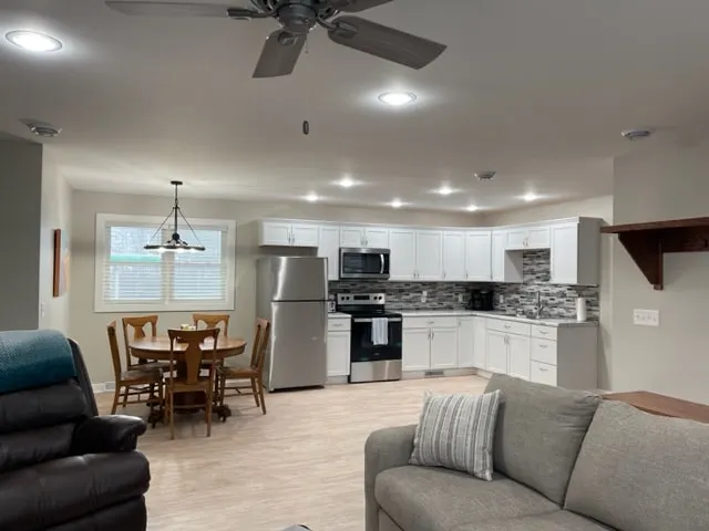 Bumbletown Bungalow Vacation Rental - Image 1