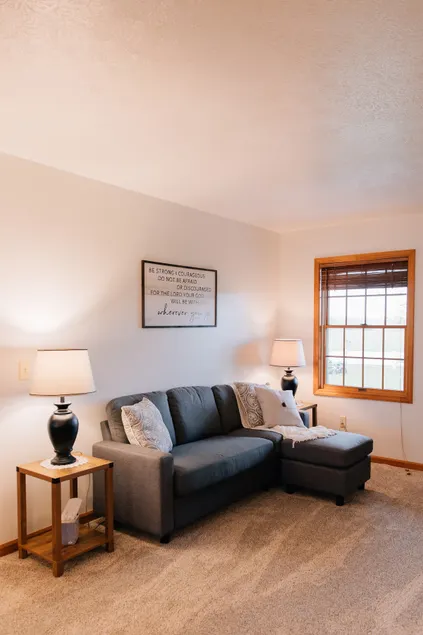 Country Cottage - Image 1