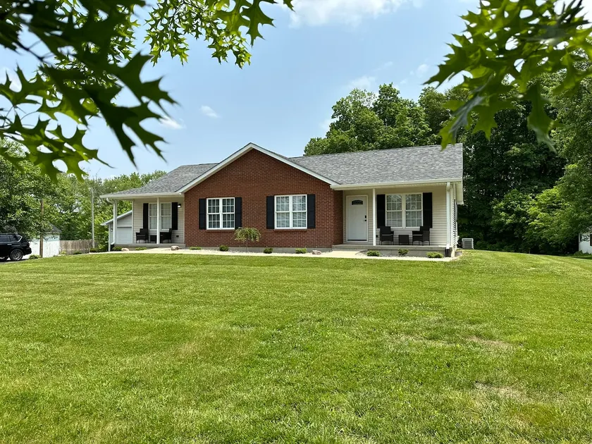 NEWLY Remodeled! Butler Hills #1 - Image 1