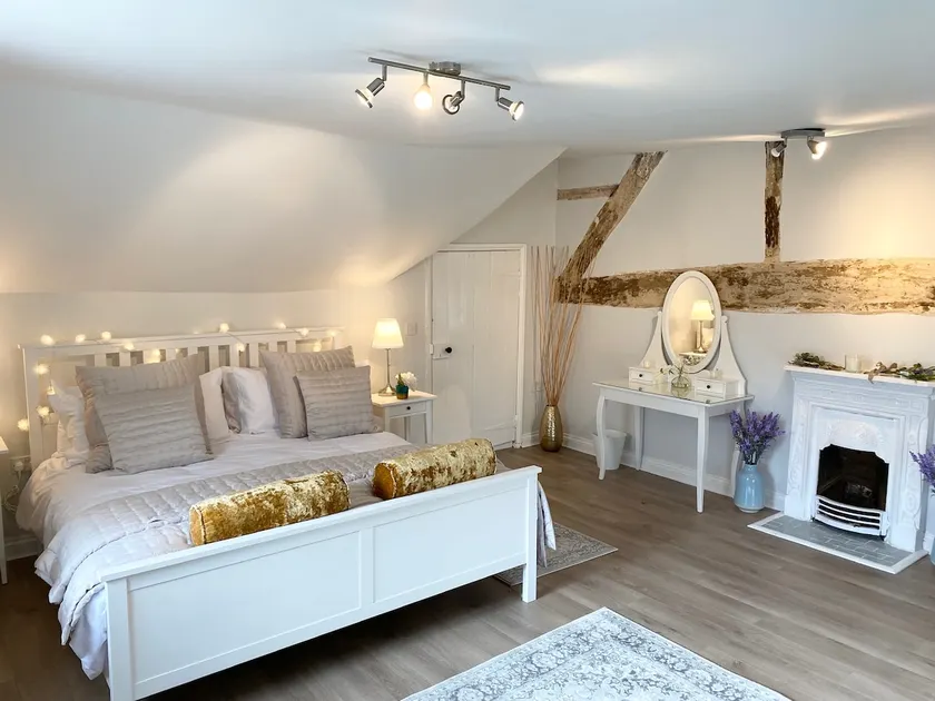 Boothorpe Farmhouse - Image 1