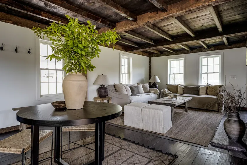 The Farmhouse Stay - Image 1