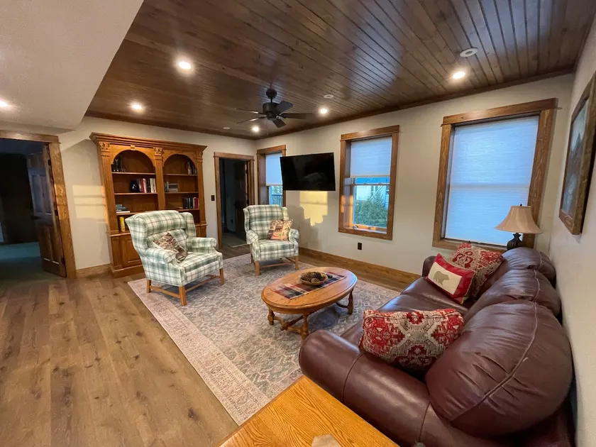 ADK Railtrail Inn:2 Bdrm apt - ”Whiteface Suite” - Image 1