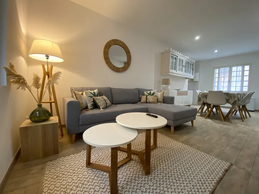 House 6 people-air conditioning-WIFI-Near City Center - Image 1