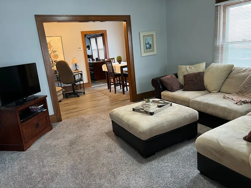 Charming 1920s, pet friendly home! - Image 1