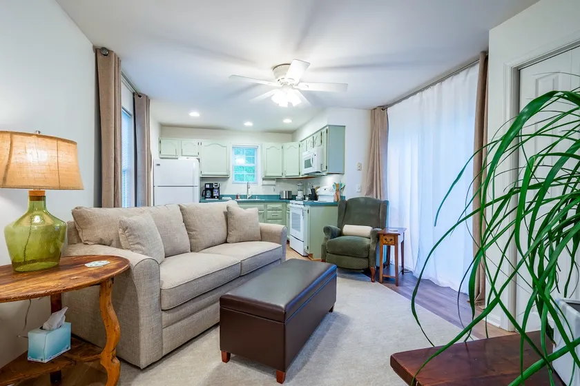 Canary Pointe-A popular getaway for 2! - Image 1