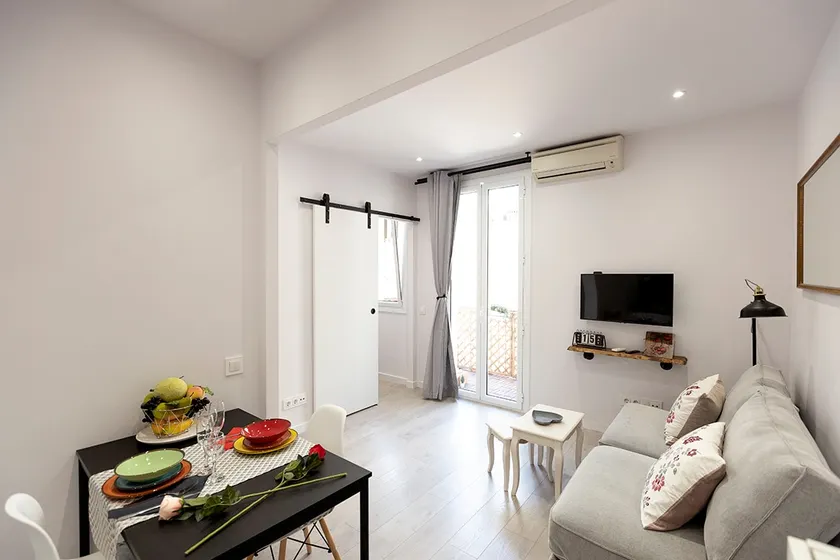Hotel Sagrada Familia - Image 1