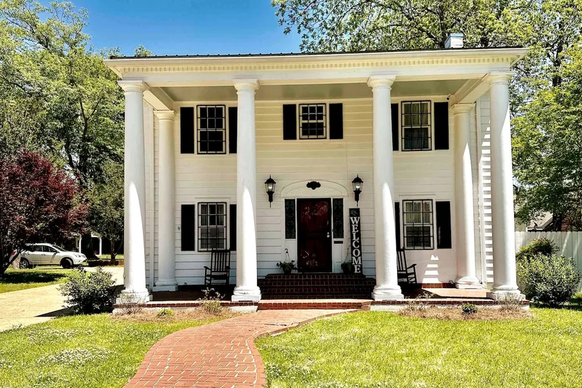 Hooper House - Image 1
