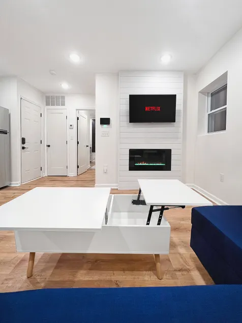 Modern 1BR 1 Bath cozy escape apartment - Image 1