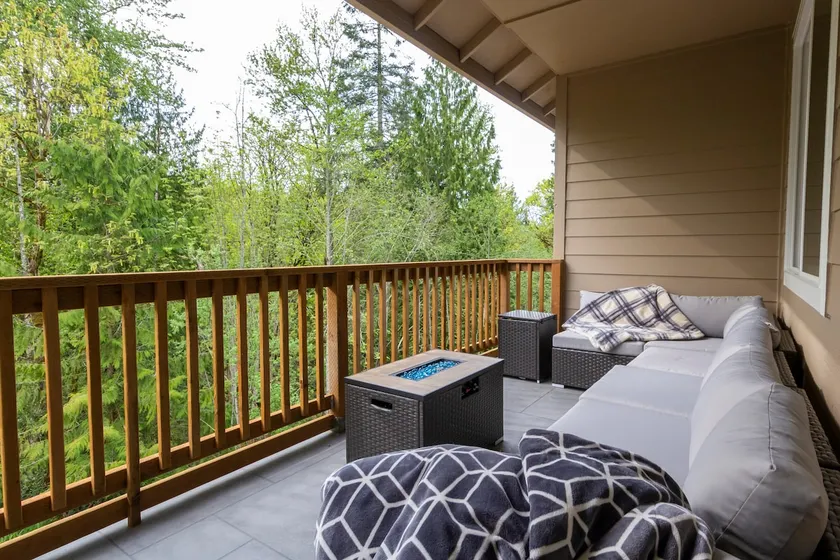 Beautiful 4 bedroom house with King beds, Forest V - Image 1