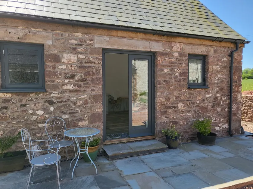 The Olde Cartshed Annexe - Image 1