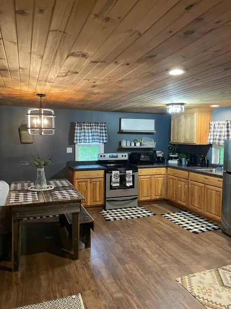 River Rest Cottage in Coshocton - Image 1
