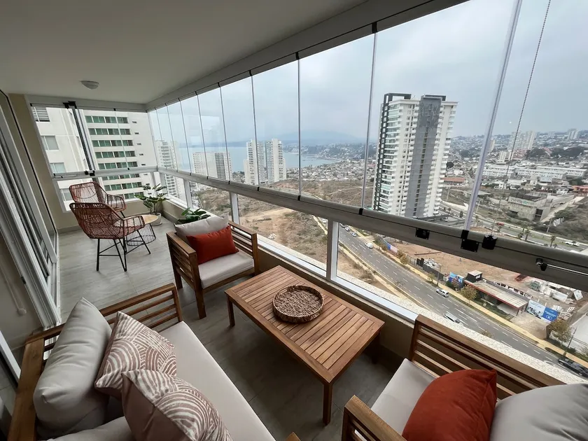 Beautiful apartment in Concón with ocean views - Image 1