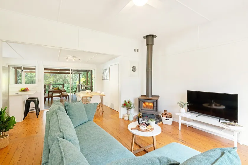 Berry St | 3pm check out | Charming Husky cottage - Image 1