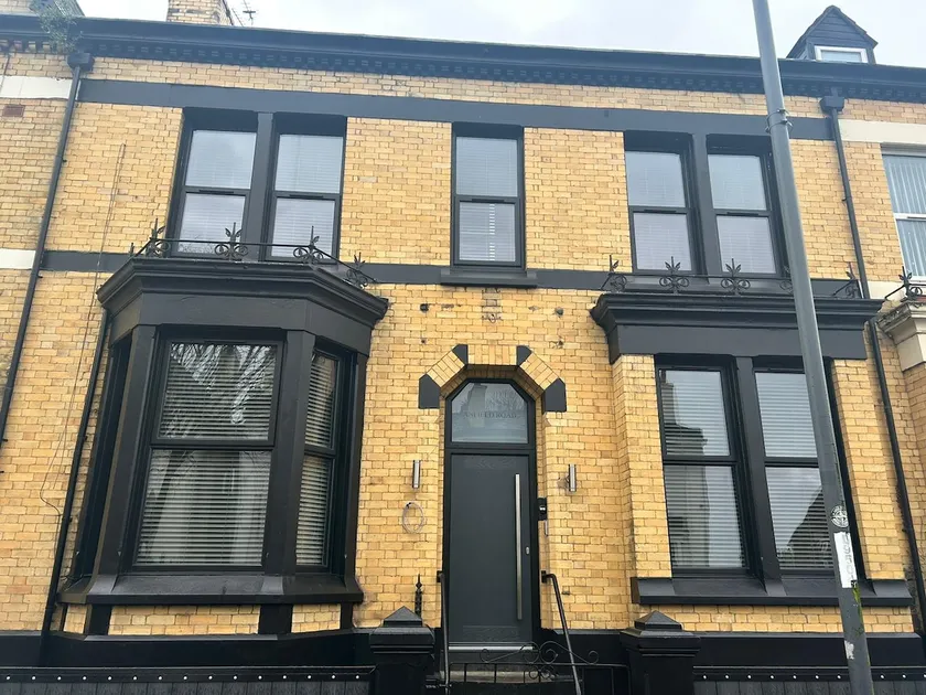 128 Anfield Road - Image 1
