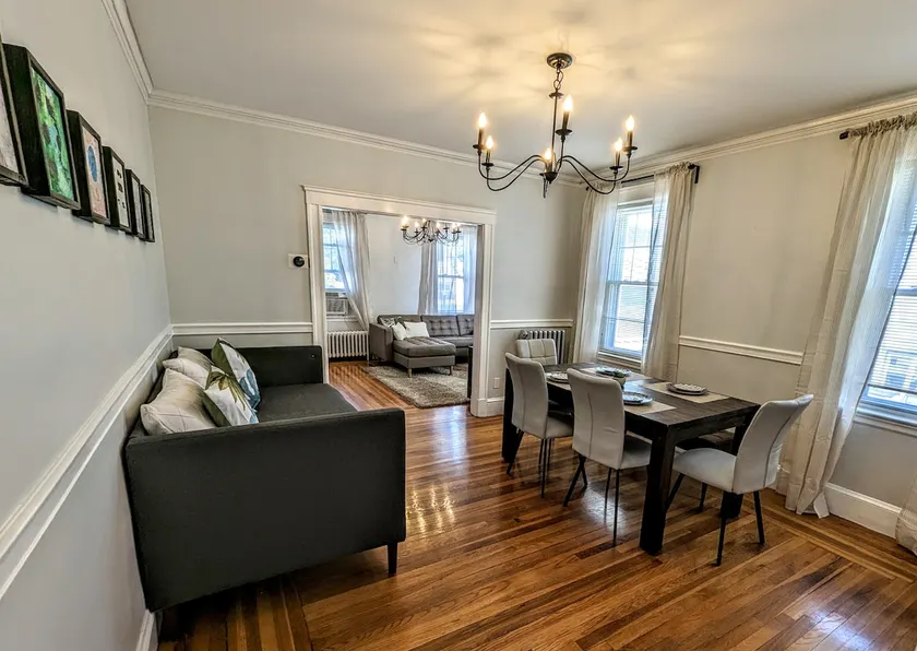 Sunny 2br appt close to Boston/Airport/Beaches. - Image 1
