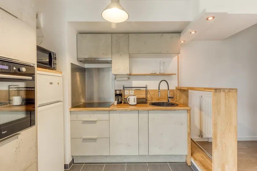 Cozy 2-room with balcony – RER B/Paris - Image 1