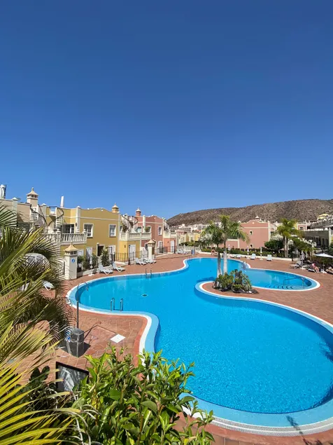 Paraiso Sunset Apartment - Image 1