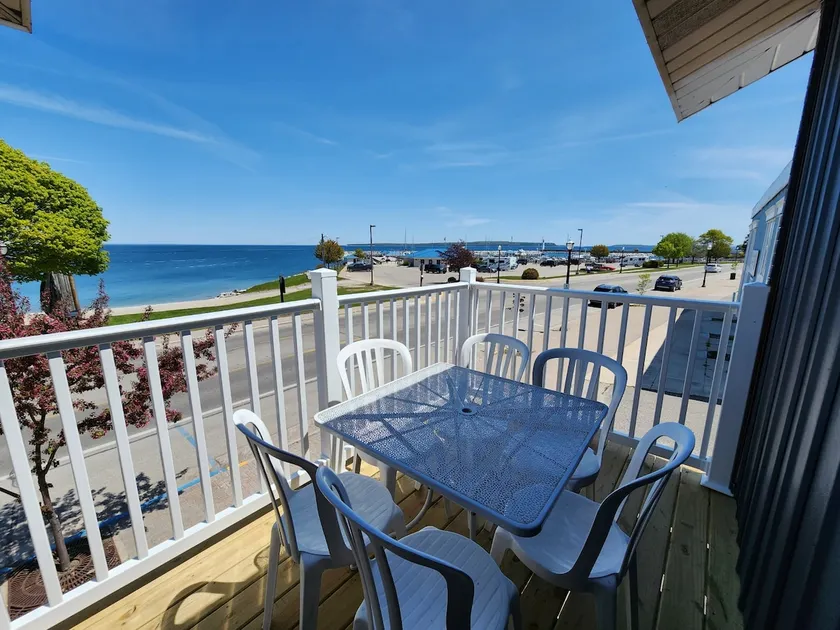 Bayside Guest House - Image 1