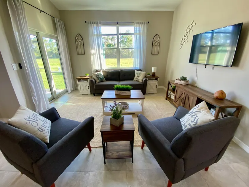 Beautiful new vacation home! - Image 1