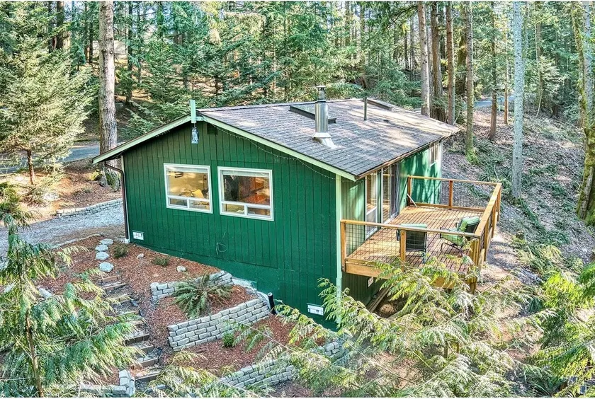 Evergreen- serene cabin getaway - Image 1