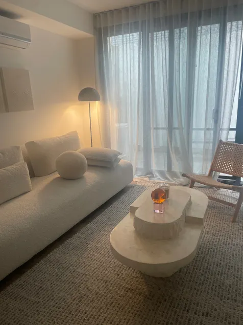 Luxury Apartment In Bentleigh - Image 1