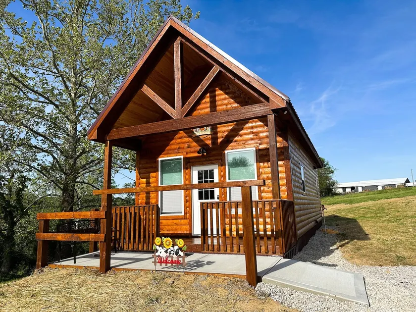 Little House on Dairy- Near Ark- Feed Grain to Calves and Goats - Image 1