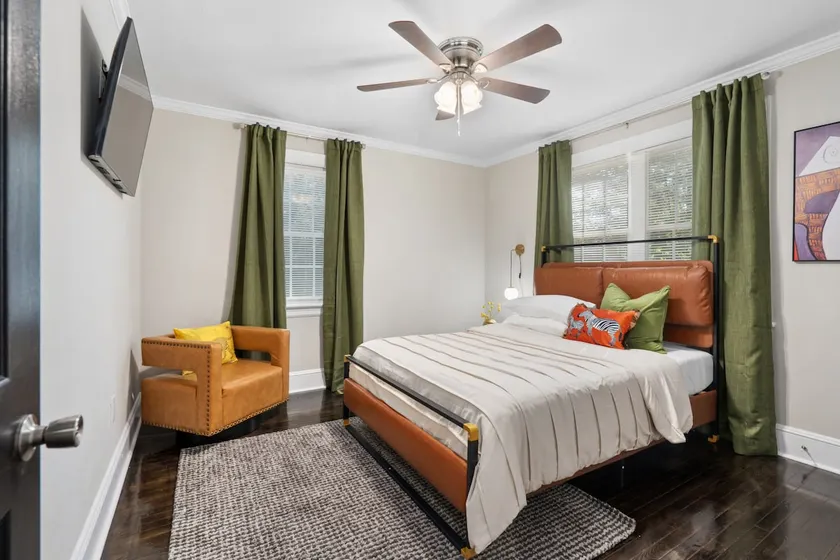 Modern Retreat - Super Cozy - Image 1
