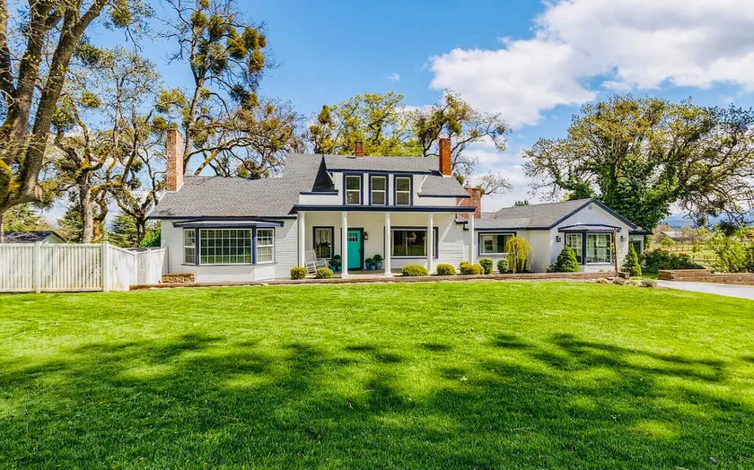 Beautiful Country Home next to Jacksonville! - Image 1