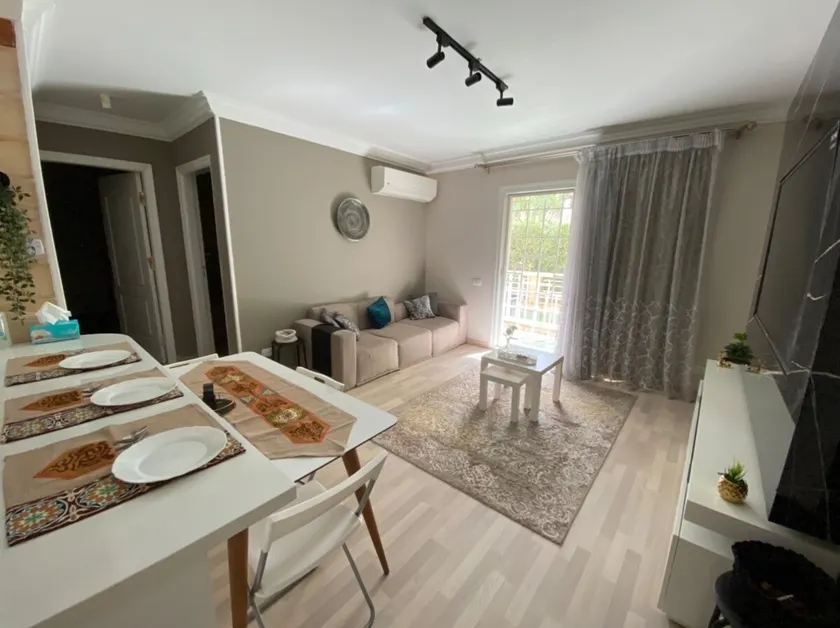 Ultra modern & super cozy apartment wz a garden - Image 1