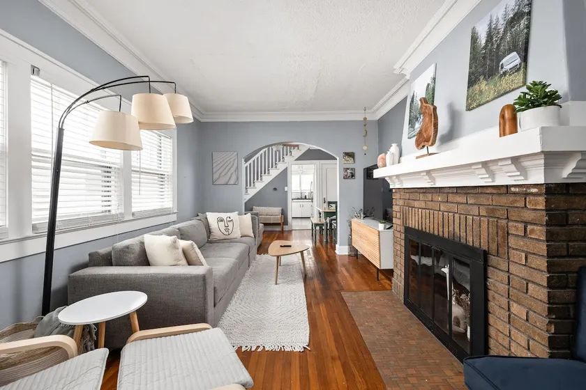 Broad Ripple Beauty-Convenient-Stylish-Superhosts - Image 1