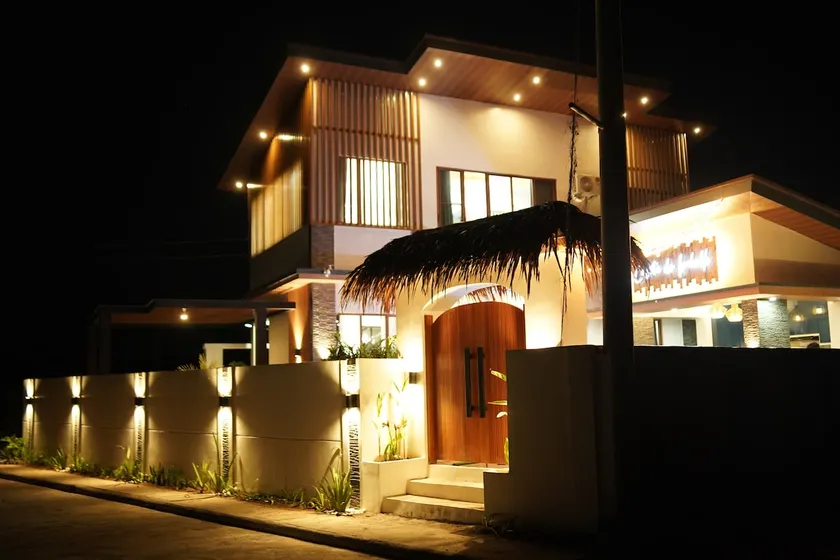 Isabelle's Little House - Image 1