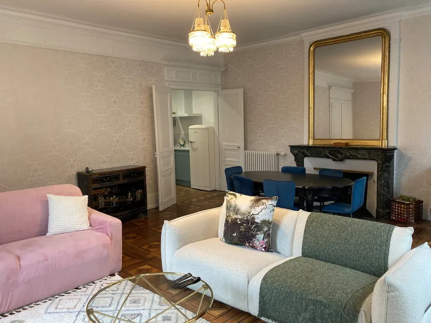 Old renovated apartment 2 to 6 people 90 m² 4* - Image 1