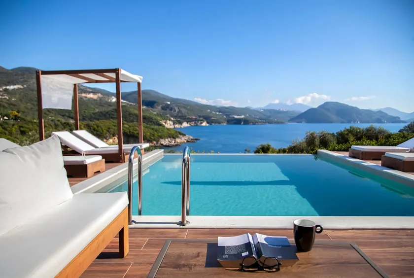 Villa Pente with Pool and Amazing Sea Views - Image 1