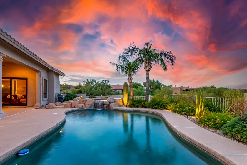 AZ Desert Views Pool Spa Sleep 8 - Image 1
