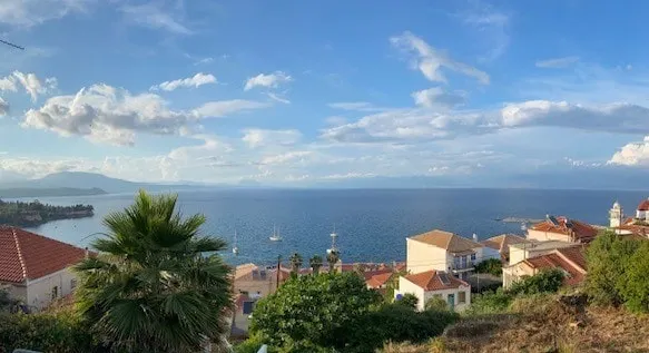 Beautiful views, convenient location at Eleni's - Image 1