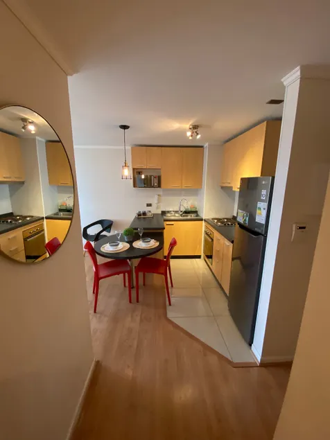 Bright apartment, near airport, mall, cloverleaf - Image 1