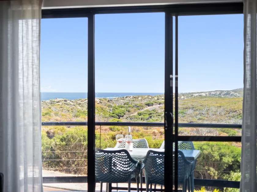 The BeachHut - Ocean views. Pool. Sauna - Image 1